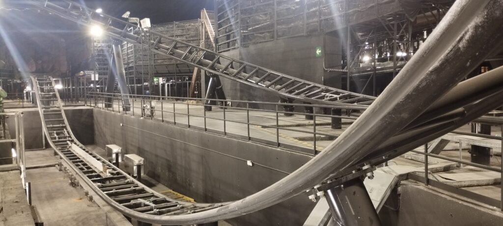 Coulisses - Parcs Actus Coulisses : Visite avec Intamin chez PortAventura