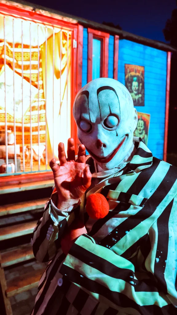 clown hello - Actualité des Parcs d'attractions - Parcs Actus